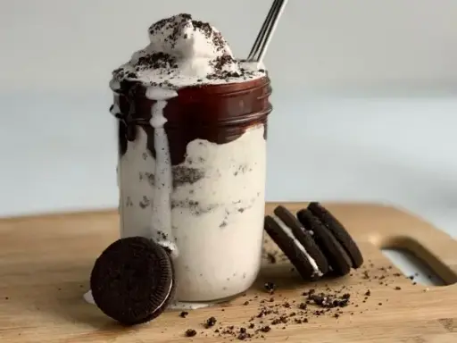 [793902] Oreo milkshake